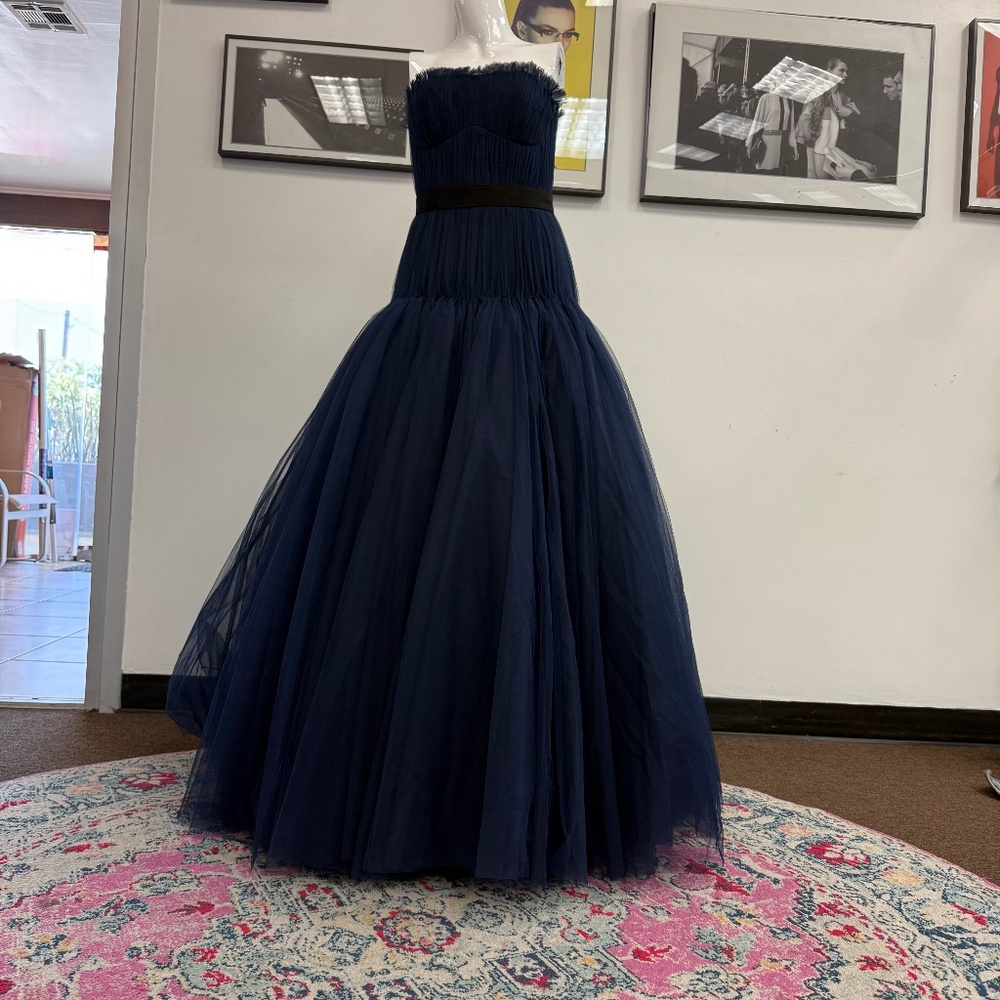 Zac Posen Navy Blue Strapless Tulle Maxi Gown - Picture 4 of 12